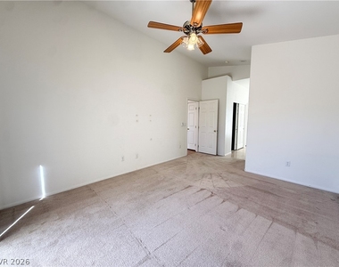 7998 Half Moon Point Drive - Photo Thumbnail 14
