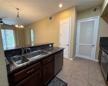 68 E Serene Avenue - Photo Thumbnail 4