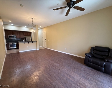 68 E Serene Avenue - Photo Thumbnail 2