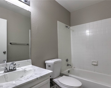 4571 Carriage Park Drive - Photo Thumbnail 9