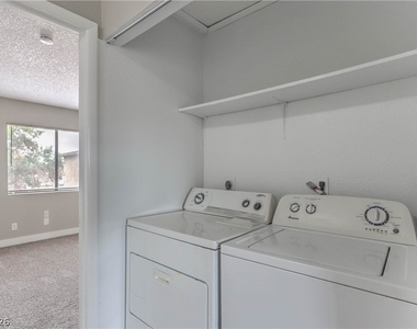 4571 Carriage Park Drive - Photo Thumbnail 15