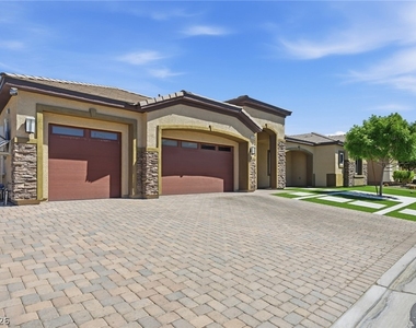 3922 Jacob Lake Circle - Photo Thumbnail 4