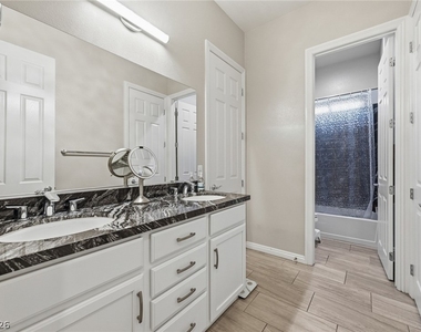 3922 Jacob Lake Circle - Photo Thumbnail 32