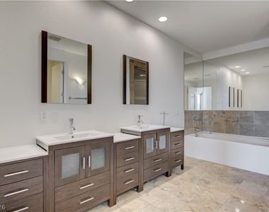 360 E Desert Inn Road - Photo Thumbnail 19