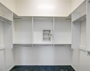 360 E Desert Inn Road - Photo Thumbnail 23
