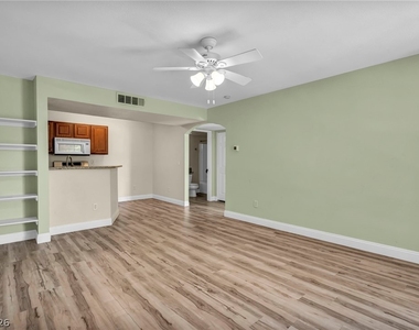 5118 S Jones Boulevard - Photo Thumbnail 3