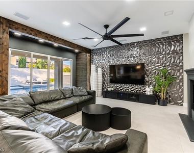 11544 Bohemian Forest Avenue - Photo Thumbnail 3