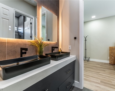 11544 Bohemian Forest Avenue - Photo Thumbnail 26