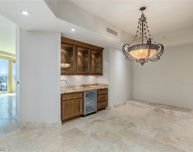 9103 Alta Drive - Photo Thumbnail 13