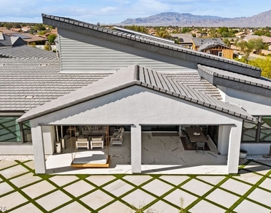 4315 N Dapple Gray Road - Photo Thumbnail 25