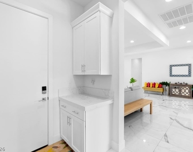 4315 N Dapple Gray Road - Photo Thumbnail 67