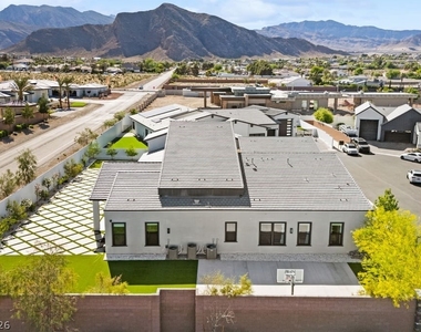 4315 N Dapple Gray Road - Photo Thumbnail 82
