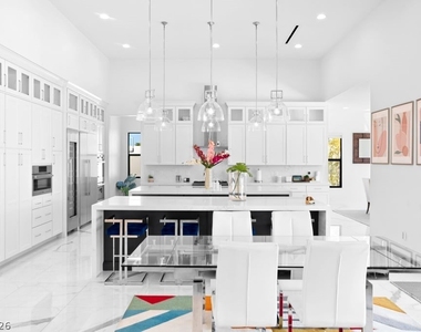 4315 N Dapple Gray Road - Photo Thumbnail 4