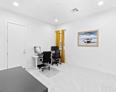 4315 N Dapple Gray Road - Photo Thumbnail 87