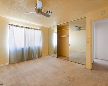 2102 E Russell Road - Photo Thumbnail 22