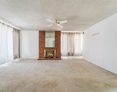 2102 E Russell Road - Photo Thumbnail 5