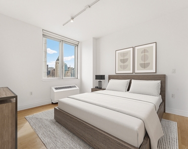 554 West 54th Street - Photo Thumbnail 6