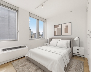 554 West 54th Street - Photo Thumbnail 4