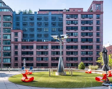 554 West 54th Street - Photo Thumbnail 17