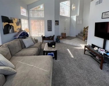 3316 Diego Bay Circle - Photo Thumbnail 9