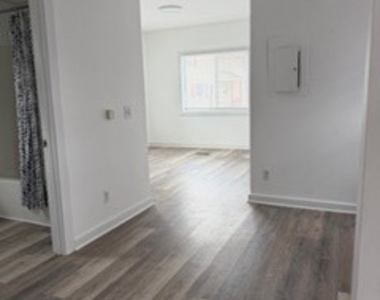 5 Walnut Street - Photo Thumbnail 1