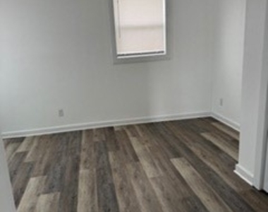 5 Walnut Street - Photo Thumbnail 6