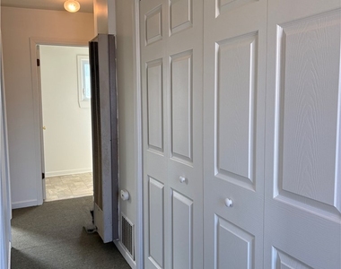 122 W High Street - Photo Thumbnail 13