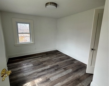 510 6th Street - Photo Thumbnail 5