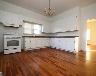 201 Jennings Street - Photo Thumbnail 12