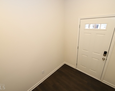 85 Chastain Circle - Photo Thumbnail 7
