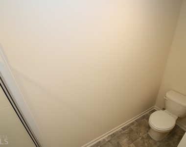 85 Chastain Circle - Photo Thumbnail 25