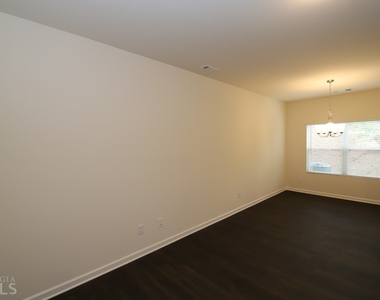 85 Chastain Circle - Photo Thumbnail 16