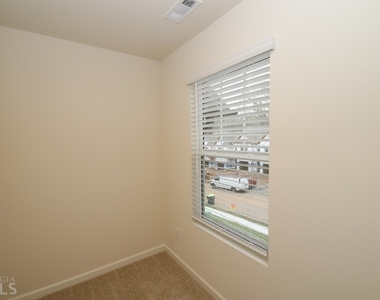 85 Chastain Circle - Photo Thumbnail 22