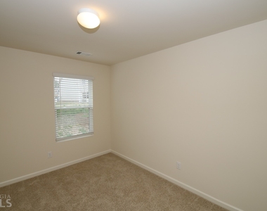 85 Chastain Circle - Photo Thumbnail 27