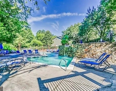 4630 Vinings Central Run Se - Photo Thumbnail 15
