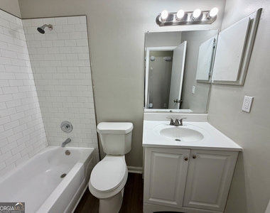 5663 Saint Thomas Drive - Photo Thumbnail 8