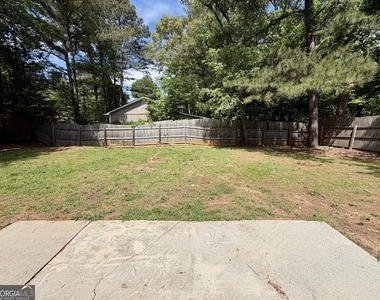 5663 Saint Thomas Drive - Photo Thumbnail 14