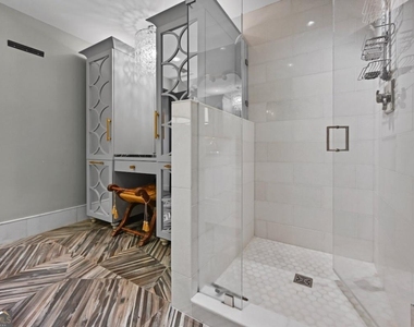 3180 Mathieson Drive - Photo Thumbnail 8