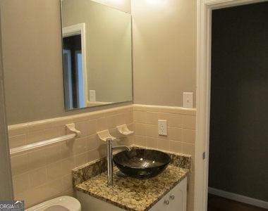 502 B Park Avenue - Photo Thumbnail 8