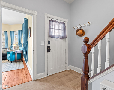 49 Franklin Avenue - Photo Thumbnail 6
