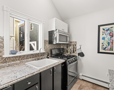 49 Franklin Avenue - Photo Thumbnail 17