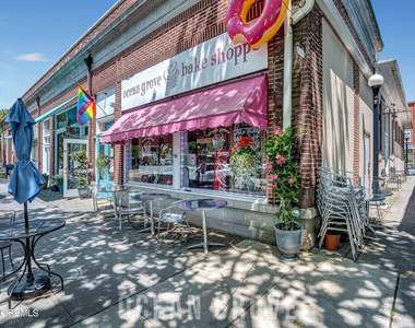 49 Franklin Avenue - Photo Thumbnail 49