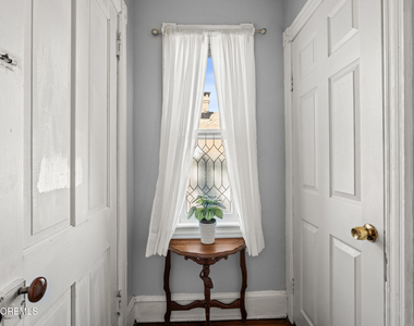 49 Franklin Avenue - Photo Thumbnail 40