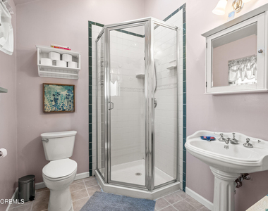 49 Franklin Avenue - Photo Thumbnail 26