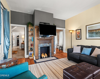 49 Franklin Avenue - Photo Thumbnail 9