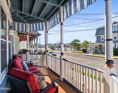 49 Franklin Avenue - Photo Thumbnail 1