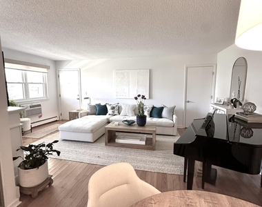 101 Wharfside Drive - Photo Thumbnail 5