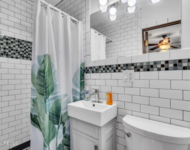 65 Grand Central Avenue - Photo Thumbnail 14