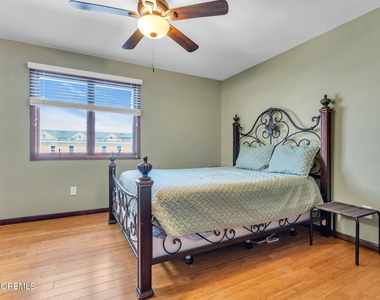 65 Grand Central Avenue - Photo Thumbnail 12