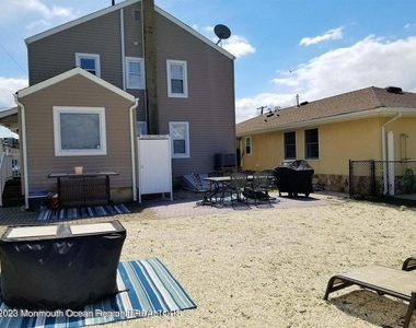 100 18th Avenue - Photo Thumbnail 20